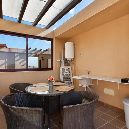 Sunset Apartment *